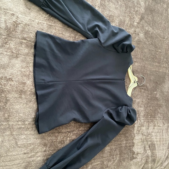 New - Picture 2 of 2